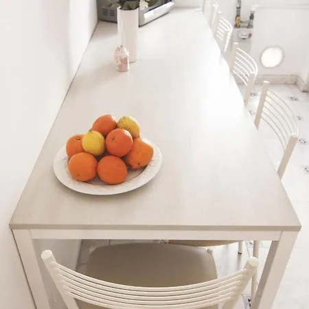 Alessia's Flat - Breno 1 Hotel Mediolan